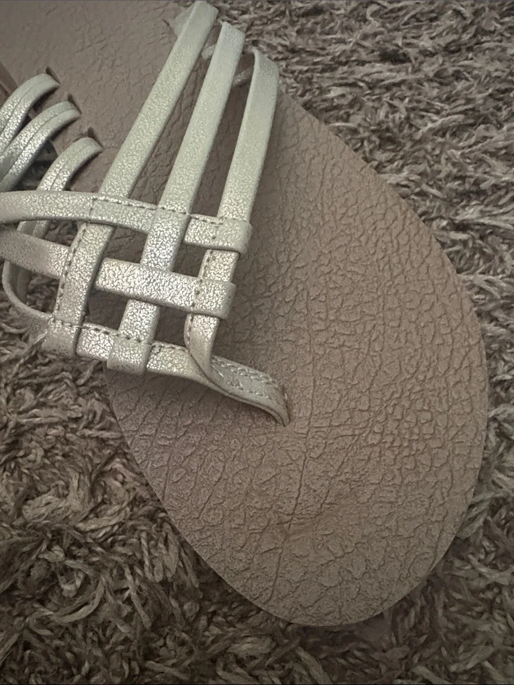 Sanuk Size 10 Women’s Metallic Gold Yoga Mat Sandals